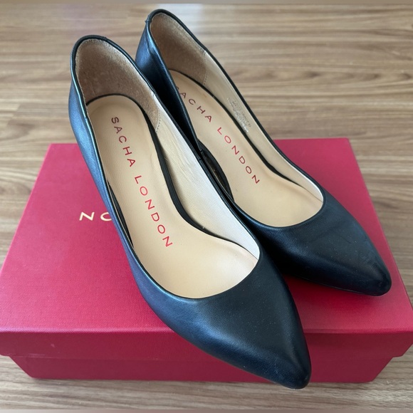 Sacha London Heels - Picture 1 of 4